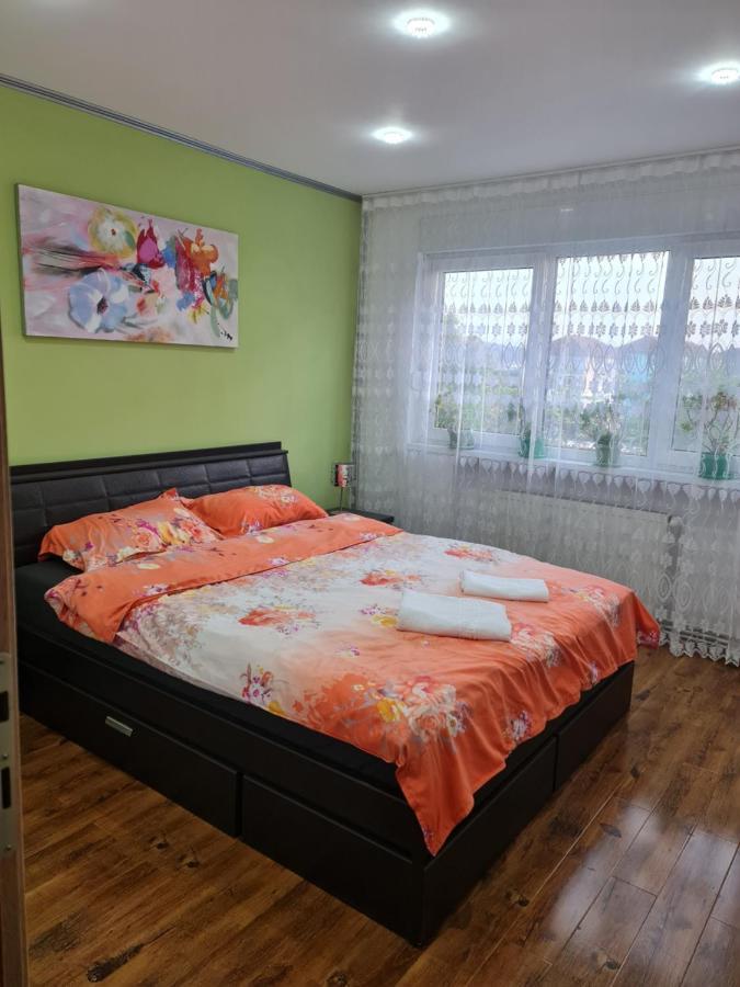 Modern Cristina&jessica Apartment Medias